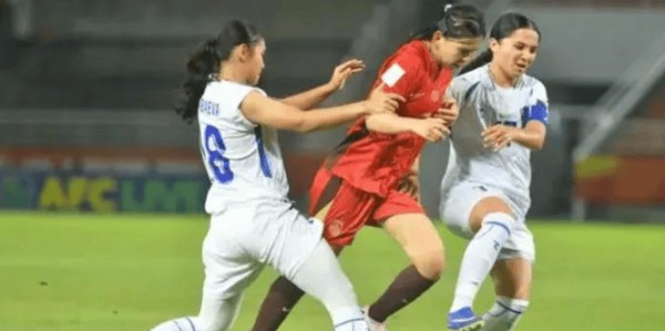 易胜博体育登录入口-2:1险胜乌兹别克！中国U20女足晋级，硬仗日本成照妖镜
