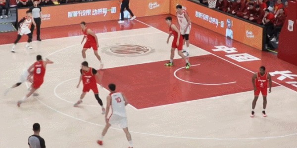 易胜博体育登录入口-热身赛：中国男篮逆转塞尔维亚FMP开门红 王俊杰18+14徐昕10分4帽