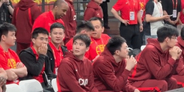易胜博体育登录入口-热身赛：中国男篮逆转塞尔维亚FMP开门红 王俊杰18+14徐昕10分4帽