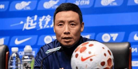 易胜博体育官方入口-0-1！李金羽太难了！铁人3连败+4轮不胜，新鹏城赢球紧咬申花泰山
